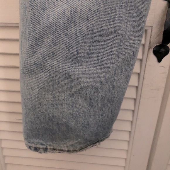 VTG 90 Gap Hi-Rise Loose Distressed Ankle Jeans - Picture 9 of 13